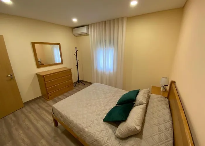 ファームステイ Local Dos Reis Lardosa